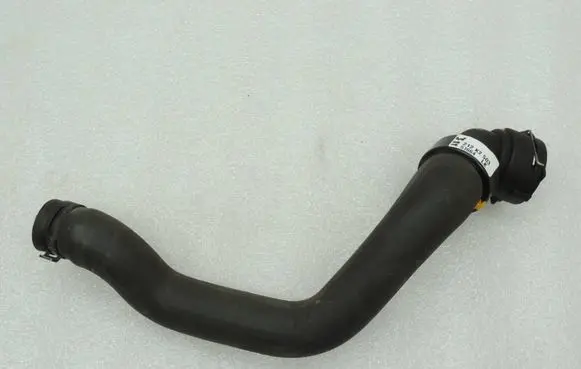 Opel Meriva B Engine coolant pipe/hose 13265613 1336521