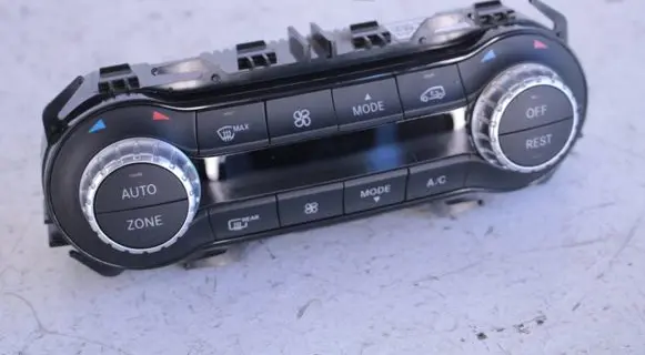 Mercedes-Benz GLA W156 X156 Climate control unit A2469002408 A2469010805