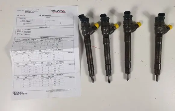 Renault Trafic III (X82) Fuel injectors set H8201055367 0445110414
