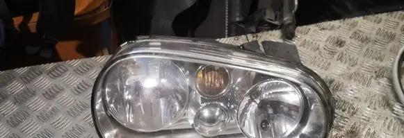 Volkswagen Golf V Headlight/headlamp