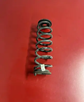 Volkswagen PASSAT B8 USA Rear coil spring 561511115