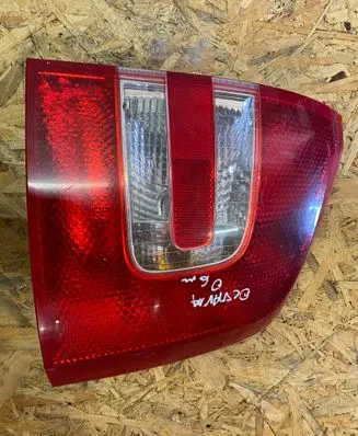 Skoda Octavia Mk2 (1Z) Rear/tail lights 1Z9945258 27592202
