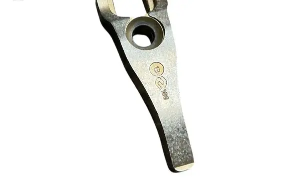 Ford Kuga II Fuel Injector clamp holder 