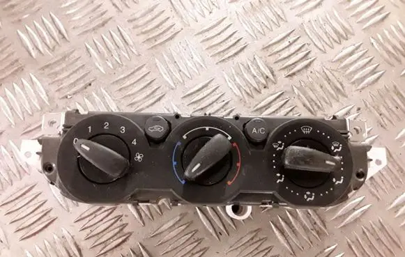 Ford Focus Climate control unit 7M5T19980AA 69607324