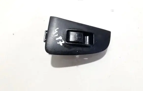 Toyota Avensis T250 Electric window control switch 7423205160 74232-05160