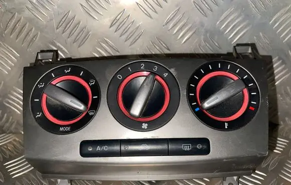 Mazda 3 I Climate control/heater control trim C7618