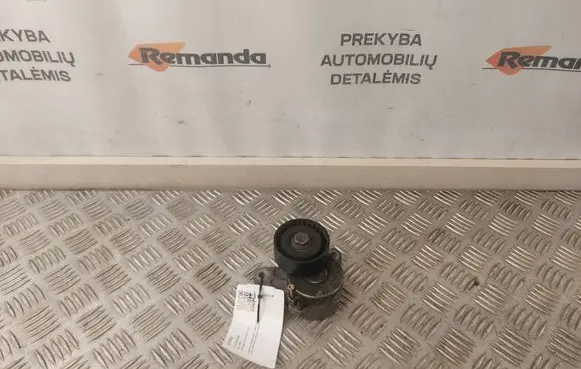 Volkswagen PASSAT B8 Generator/alternator belt tensioner 04L903315C 04L903315