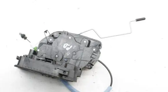 BMW i3 Front door lock 7281936