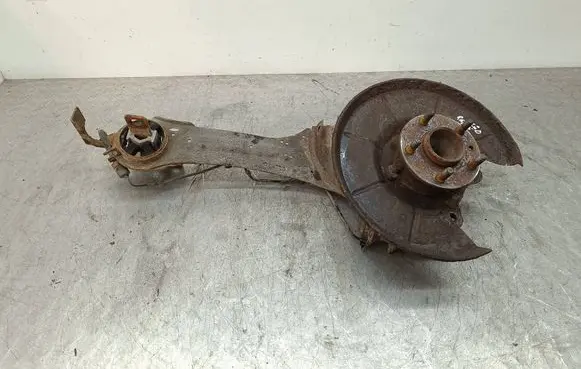 Ford Mondeo MK IV Rear wheel hub spindle/knuckle 6G915A958