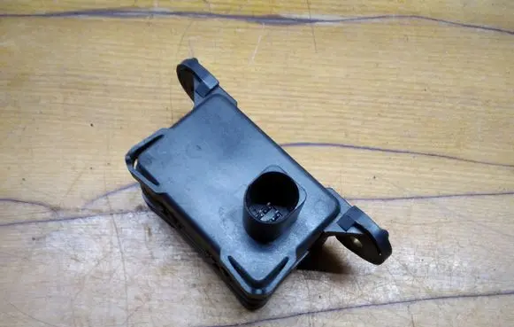 Volkswagen Touareg I ESP acceleration yaw rate sensor 7H0907652A 10170103673