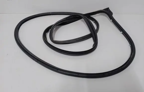 Mitsubishi ASX Front door rubber seal 