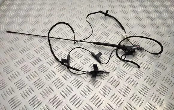 Ford B-MAX Radio antenna AV1T18828AA AV1T18812FC