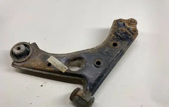 Fiat Grande Punto Front lower control arm/wishbone