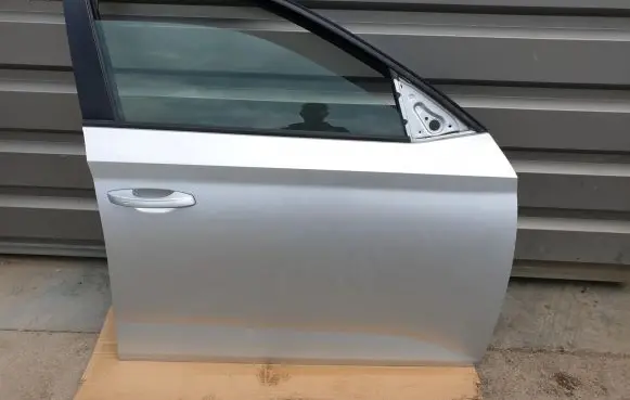 Skoda Scala Front door