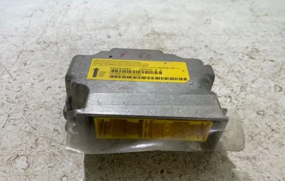 Mitsubishi Lancer Airbag control unit/module P8635A060