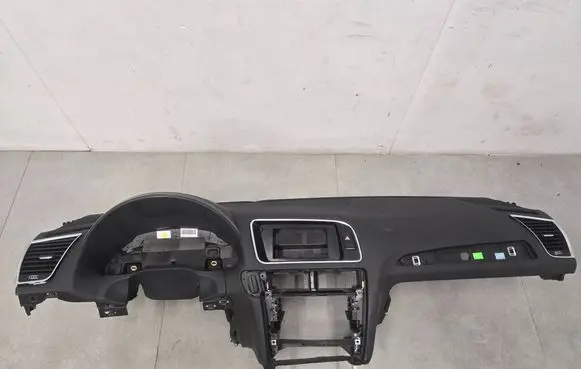 Audi Q5 SQ5 Dashboard 8R1857041