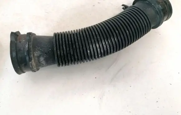 Renault Laguna III Air intake hose/pipe