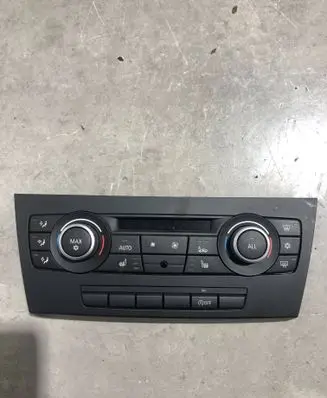 BMW 3 E90 E91 Climate control unit 9242409 924240901 6411924240901