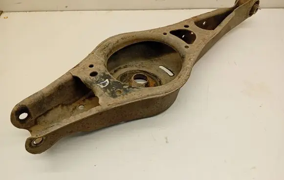 Volkswagen PASSAT B6 Rear control arm