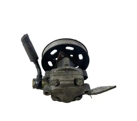Volkswagen PASSAT B5.5 Power steering pump 8D0145177Q