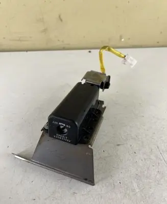 Peugeot 4007 Passenger airbag on/off switch 
