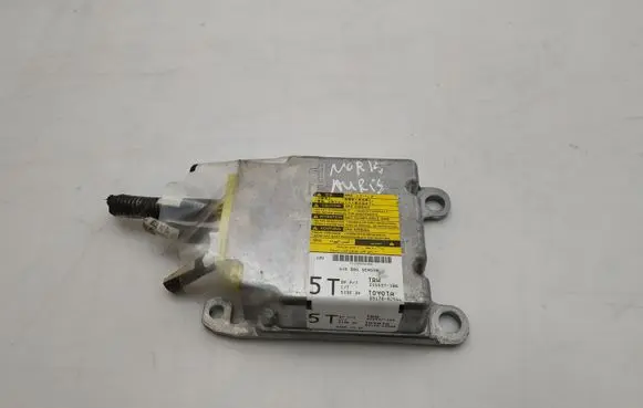 Toyota Auris 150 Airbag control unit/module 8917002560