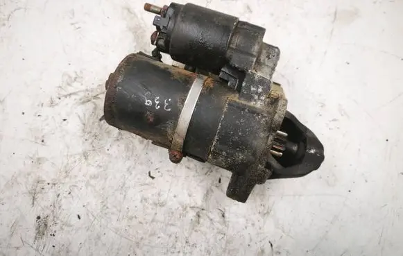 Audi A4 S4 B5 8D Starter motor 1009821933