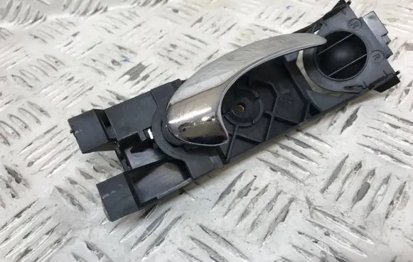 Jaguar XJ X308 Rear door interior handle R30213 LNC4150AA