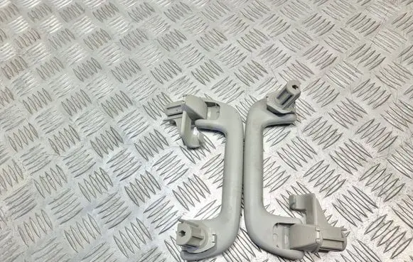 Toyota Corolla Verso E121 A set of handles for the ceiling 