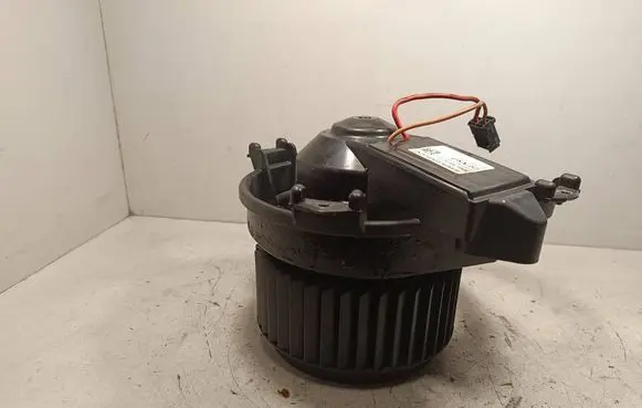 Mercedes-Benz CLA C117 X117 W117 Heater fan/blower A2469064300