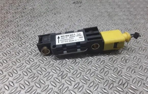 Audi A4 S4 B6 8E 8H Airbag deployment crash/impact sensor 8E0959643E