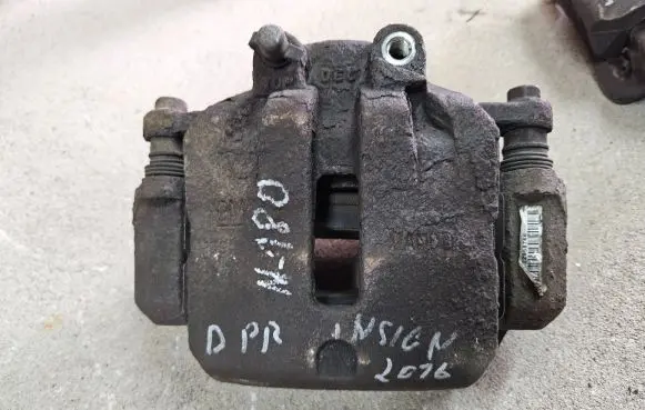 Opel Insignia A Front brake caliper 22958766