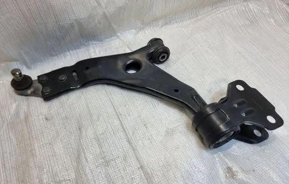 Ford Kuga II Front control arm CV61-3A262-AAA