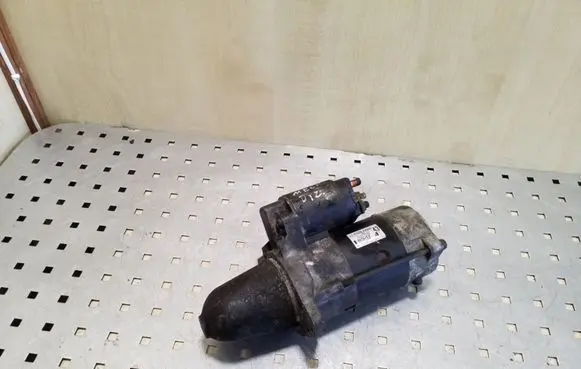 Subaru Legacy Starter motor 23300AA620 M002T89071