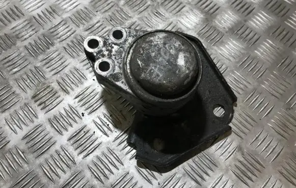 Ford Fiesta Engine mount bracket 51109 5-11-09