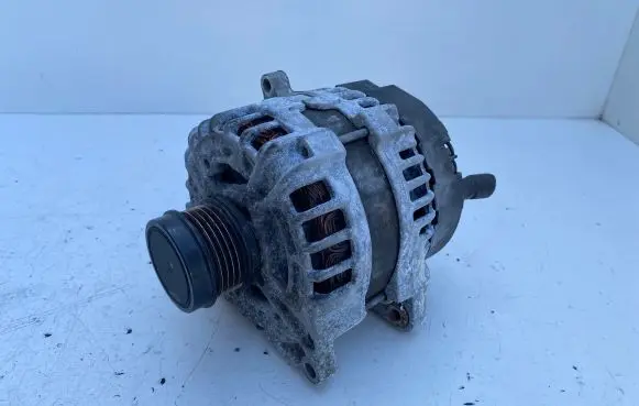 Mercedes-Benz B W246 W242 Generator/alternator A0009061903 0125711030
