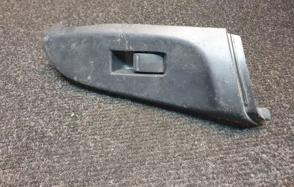 Nissan Almera N16 Electric window control switch 82960BM700RH