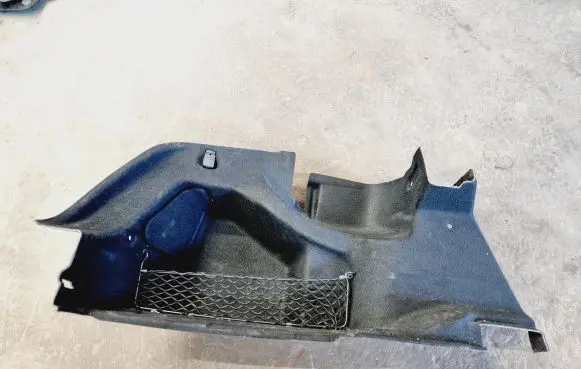 Mercedes-Benz C W204 Trunk/boot side trim panel A2046904125