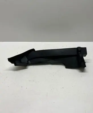Audi Q7 4M Fender end trim 4M0821169C