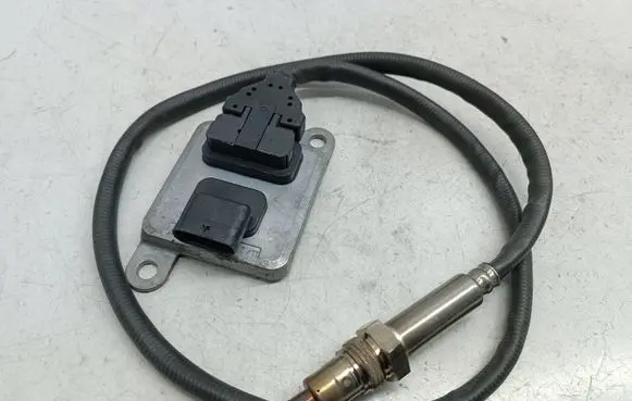 Mercedes-Benz ML W166 Lambda probe sensor A0009055812 0009055812