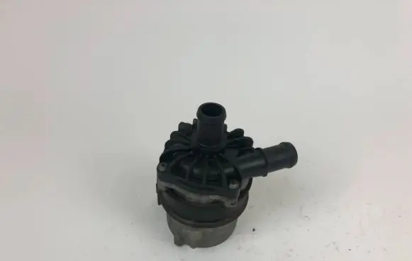 Audi A4 S4 B8 8K Electric auxiliary coolant/water pump 8K0965557 T164SN00925