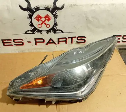 Toyota Aygo AB40 Headlight/headlamp