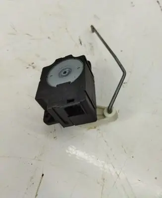 Subaru XV Air flap motor/actuator T1007072ZB