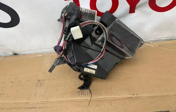 Toyota Prius (XW30) Head up display screen 766491360 8310847020