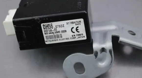Mazda 2 Door central lock control unit/module DH56675DZ