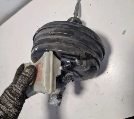 Audi A6 S6 C6 4F Brake booster 4F0612105F 202S