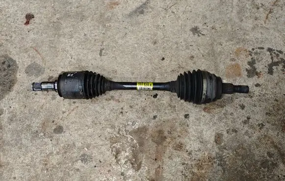 Mercedes-Benz ML W164 Front driveshaft A1643300801