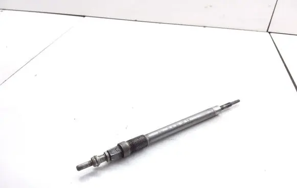 Mercedes-Benz Sprinter W906 Glow plug A0011597301