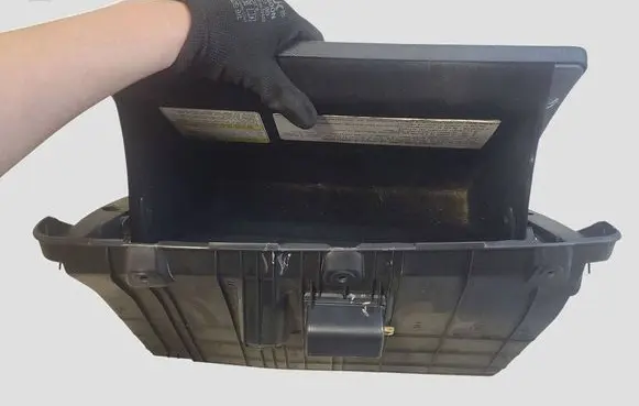 Hyundai Santa Fe Glove box 845112B00
