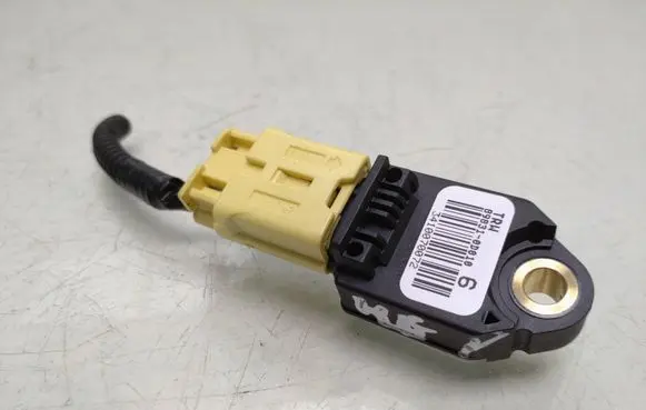 Toyota Yaris Airbag deployment crash/impact sensor 898310D010